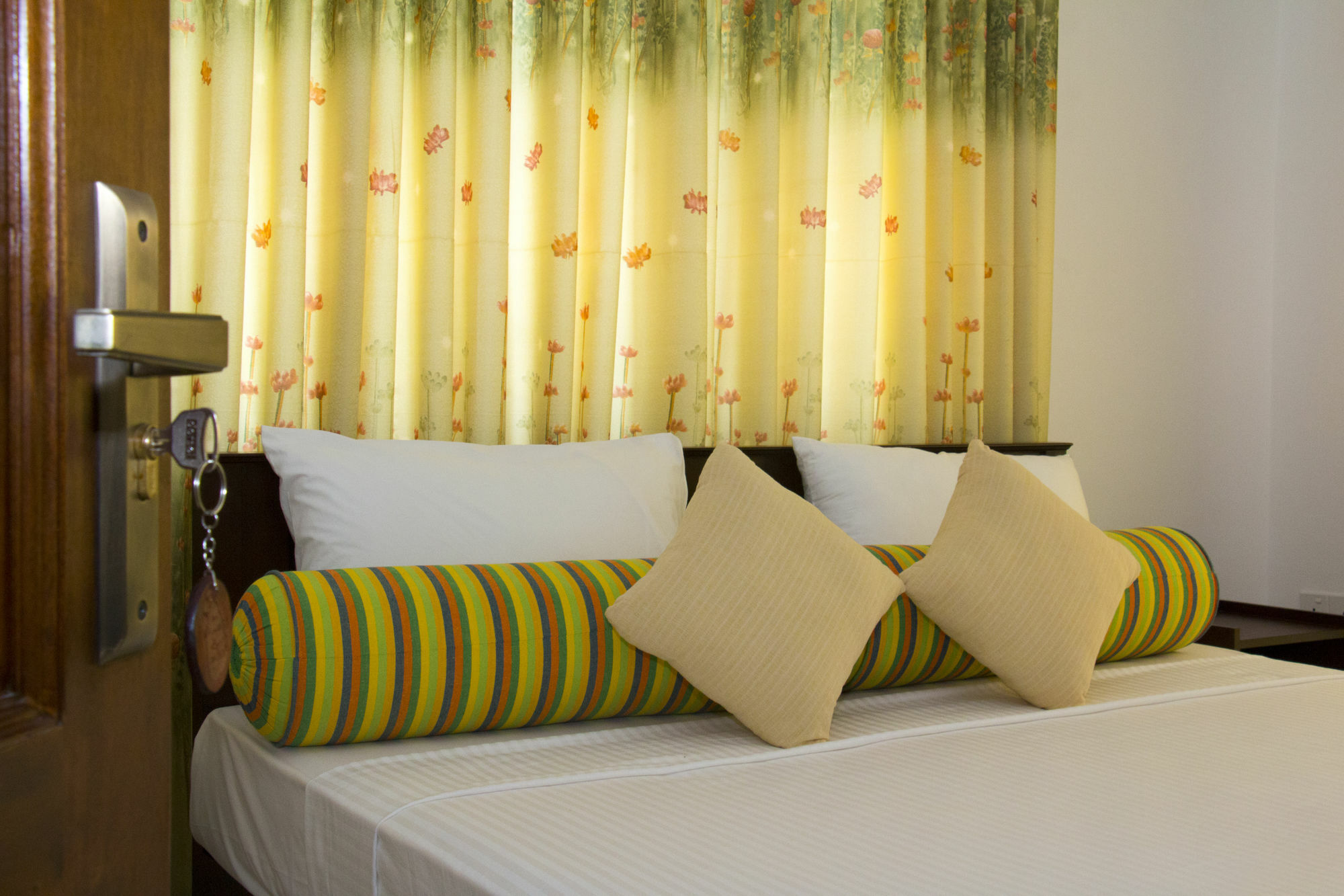 Ganthera Residence Katugastota Ngoại thất bức ảnh